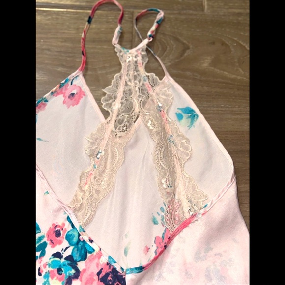 In Bloom By Jonquil 
VISION FLORAL SATIN CHEMISE IN PEACH FLORAL.   Xs - Picture 12 of 15